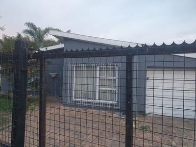 Apartment / Flat For Rent in Oakdale, Bellville