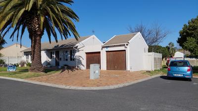 House For Sale in Vredekloof East, Brackenfell